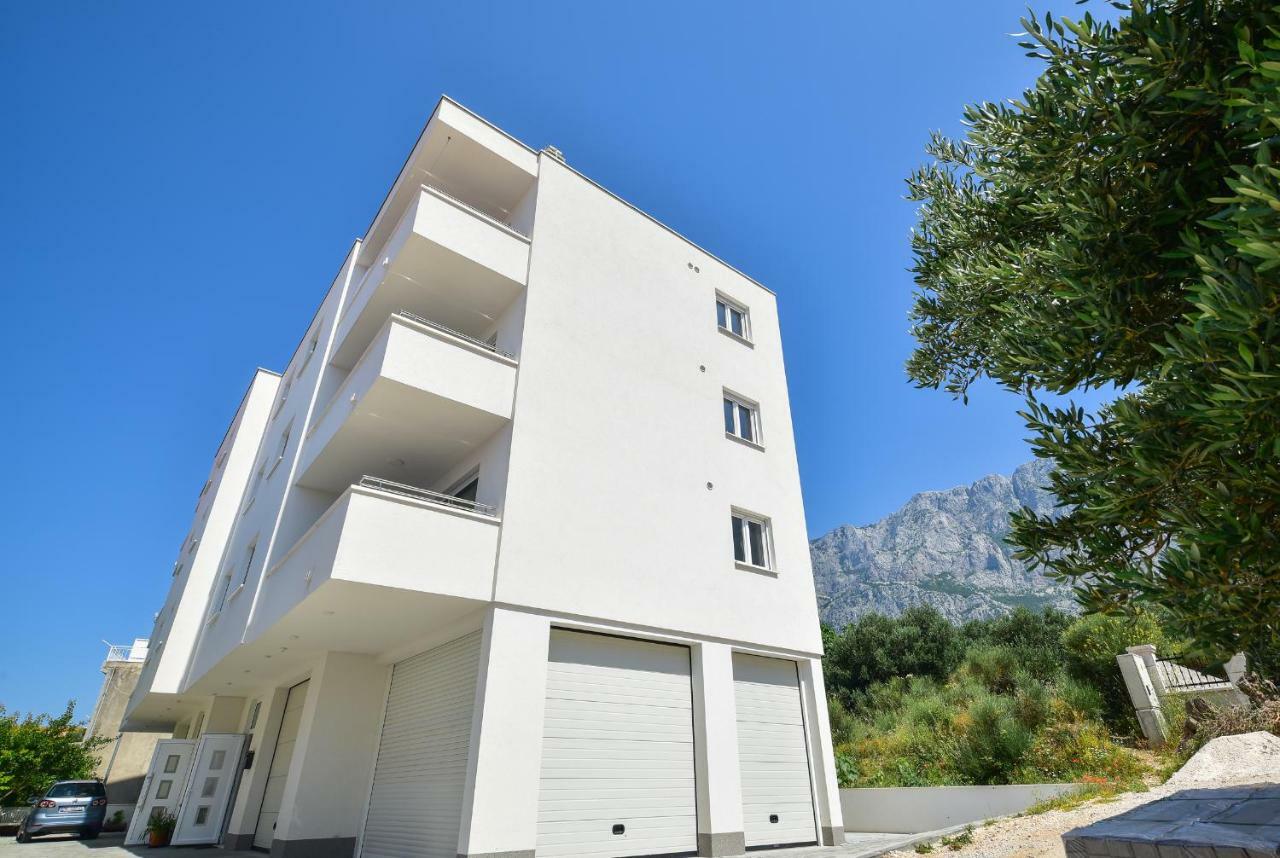 Ricca Seaview Apartma